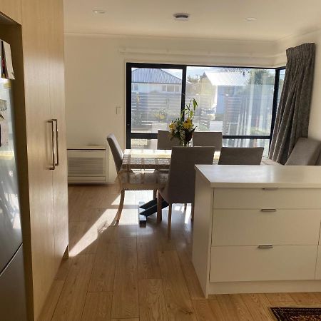 20A Chepstow Avenue, Chch Bed & Breakfast ไครสต์เชิร์ช ภายนอก รูปภาพ